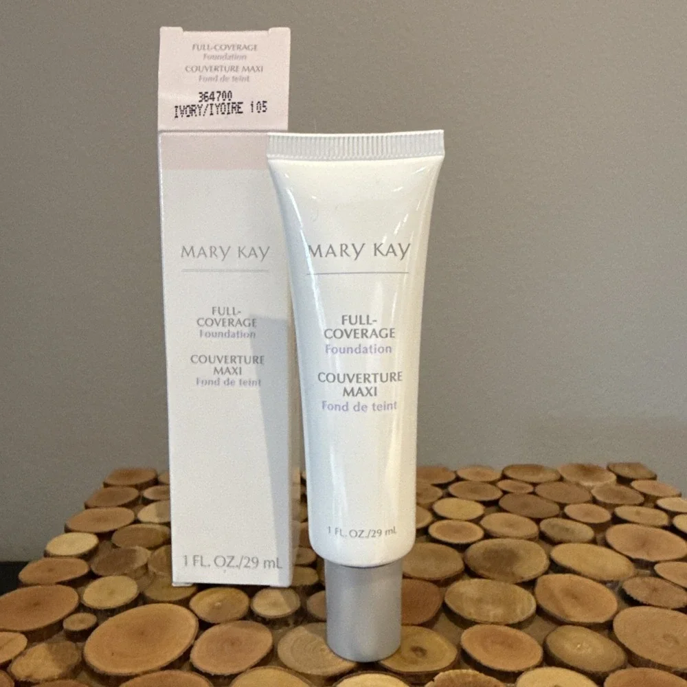 Mary Kay Full Coverage Foundation IVORY 105‎ - Gray Cap # 364700 Normal To Dry